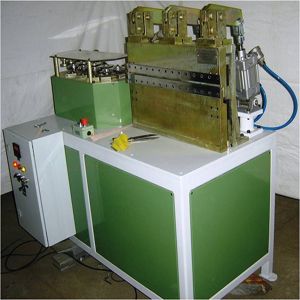 Paper Pack Cutting Machine